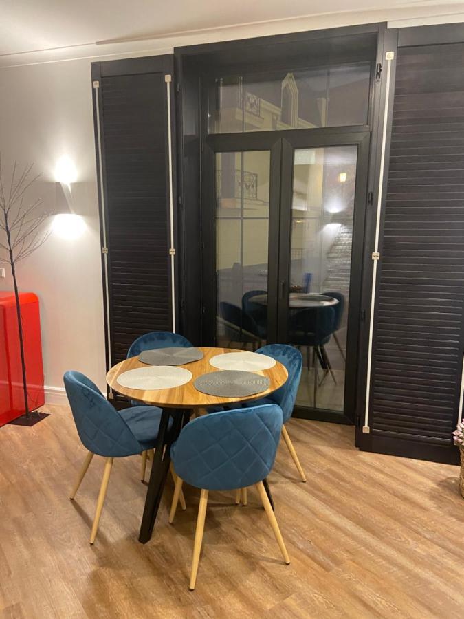 Romantic Apartment On Andriivskyi Киев Экстерьер фото